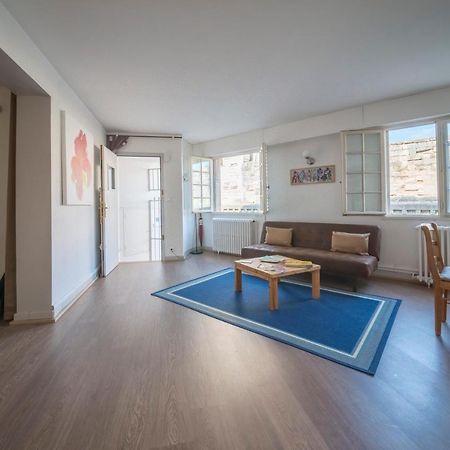 Appartement De Charme - Vue Sur Remparts - Wifi Gratuit - Parking Payant A Proximite Αβινιόν Εξωτερικό φωτογραφία