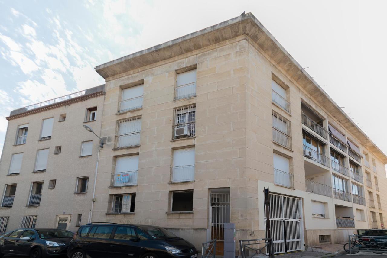 Appartement De Charme - Vue Sur Remparts - Wifi Gratuit - Parking Payant A Proximite Αβινιόν Εξωτερικό φωτογραφία